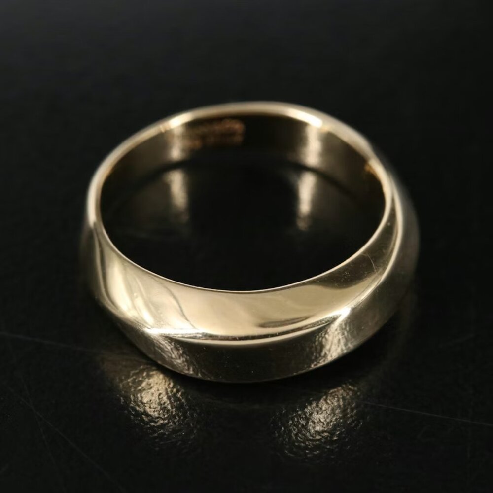 Frank Gehry for Tiffany & Co. 18K Torque Wave Ring
